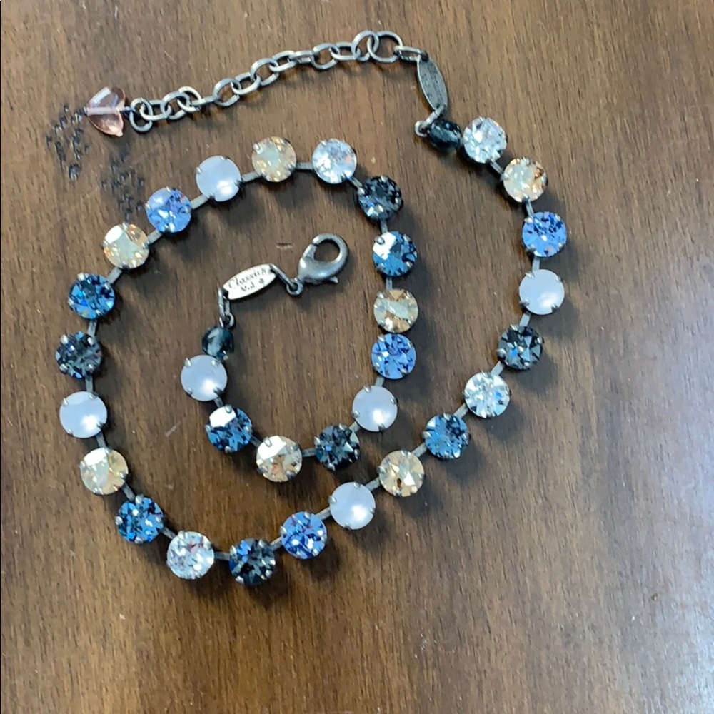 Sabika choker